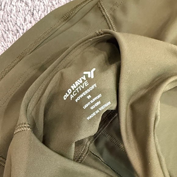 Old Navy Active | EUC Lot of Powersoft Tank Tops with Built-In Bras - Picture 9 of 16